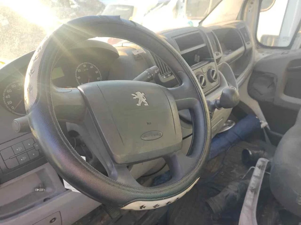 Foto de AIRBAG DELANTERO IZQUIERDO PEUGEOT BOXER (333/335) FURGÓN TECHO ELEVADO BAT.3450MM 2.2 HDI CAT (101 CV / 74 KW)