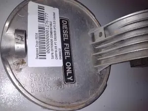 Foto de TAPA EXTERIOR COMBUSTIBLE CHRYSLER PT CRUISER 2.0 16V CAT (141 CV / 104 KW) referencia 04860572 foto 2
