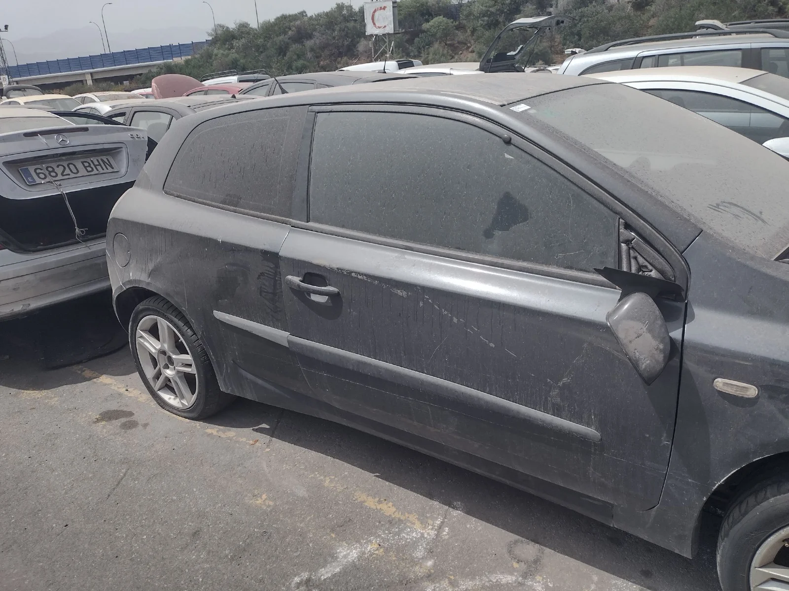 Foto de PUERTA DELANTERA DERECHA FIAT STILO (192) 1.9 JTD CAT (116 CV / 85 KW) referencia 0046752830