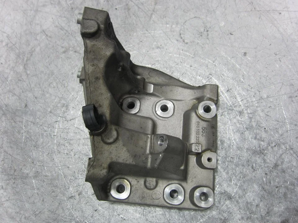 Foto de SOPORTE MOTOR PORSCHE PANAMERA (TIPO 970) referencia 94810222522