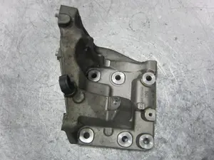 Foto de SOPORTE MOTOR PORSCHE PANAMERA (TIPO 970) referencia 94810222522 foto 1
