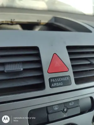 Foto de WARNING VOLKSWAGEN TOURAN (1T2) 1.9 TDI (105 CV / 77 KW)