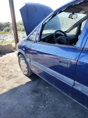 Foto de PUERTA DELANTERA IZQUIERDA OPEL ZAFIRA A 1.6 16V (101 CV / 74 KW) referencia 13189979 foto 2