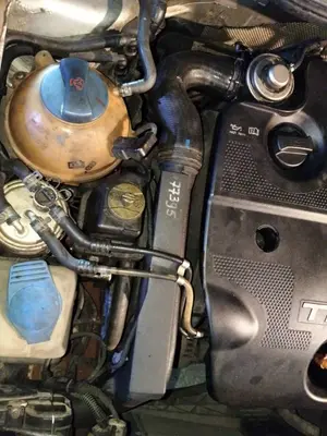 Foto de MANGUERAS INTERCOOLER VOLKSWAGEN GOLF IV BERLINA (1J1)(10.1997)