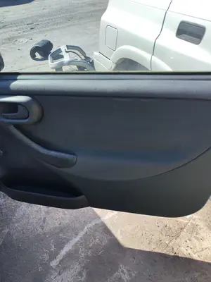 Foto de GUARNECIDO PUERTA DELANTERA DERECHA OPEL CORSA C 1.2 16V CAT (Z 12 XE / LW4) (75 CV / 55 KW) referencia 24450148 foto 2