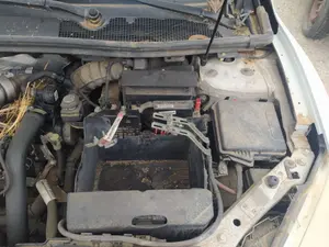 Foto de CAJA PRECALENTAMIENTO RENAULT MEGANE III BERLINA 5P 1.5 dCi Diesel CAT (86 CV / 63 KW)
