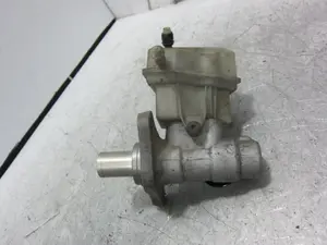 Foto de BOMBA FRENO RENAULT ESPACE IV (JK0) 2.0 16V (136 CV / 100 KW) referencia 8200181766 foto 4