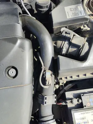 Foto de TUBO VOLVO S40 BERLINA 1.9 Diesel CAT (116 CV / 85 KW)