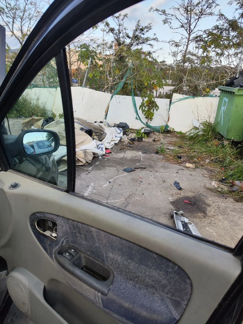 Foto de LUNA DELANTERA DERECHA RENAULT SCENIC I (JA...) 1.4 CAT (95 CV / 70 KW) referencia 8200143307