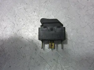 Foto de MANDO ELEVALUNAS DELANTERO IZQUIERDO SEAT IBIZA (6K1) 1.9 SDI (68 CV / 50 KW) referencia 6H0959855A foto 3