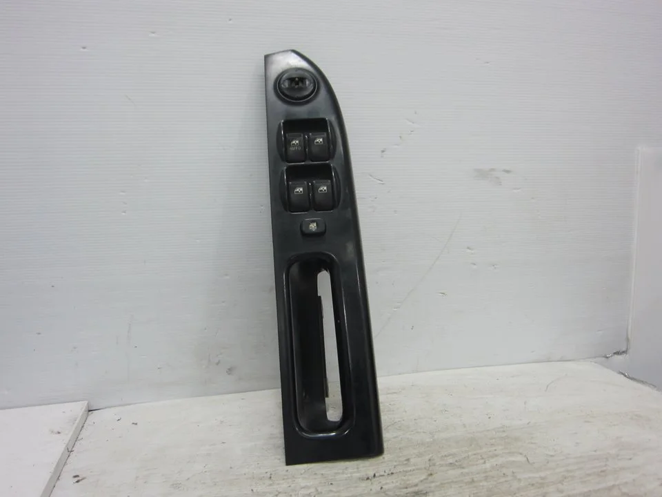 Foto de MANDO ELEVALUNAS DELANTERO IZQUIERDO FORD MONDEO BERLINA (GE) 2.5 V6 24V CAT (170 CV / 125 KW) referencia 4554901110