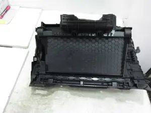 Foto de GUANTERA VOLKSWAGEN GOLF VII BERLINA (BQ1/BE2) 1.6 TDI (116 CV / 85 KW) referencia 5G1857097 foto 5