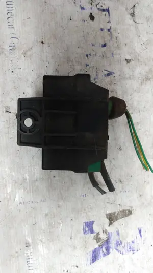 Foto de CAJA PRECALENTAMIENTO CITROEN JUMPY referencia 9639912580 foto 2
