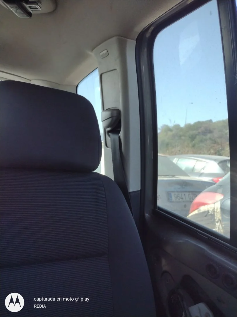 Foto de CINTURON SEGURIDAD TRASERO IZQUIERDO VOLKSWAGEN TOURAN (1T2) 1.9 TDI (105 CV / 77 KW)