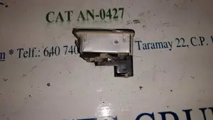 Foto de LUZ INTERIOR CITROEN BERLINGO referencia 9607449080 foto 2