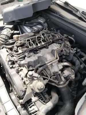 Foto de MOTOR COMPLETO AUDI A4 BERLINA (8K2) 2.0 16V TDI (143 CV / 105 KW) referencia CAG foto 3