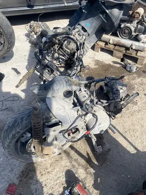 Foto de MOTOR COMPLETO PIAGGIO (VESPA) X 7 124 cm3 - 10.0 kW (14 CV / 10 KW) foto 2