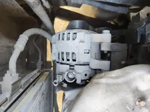 Foto de ALTERNADOR CITROEN C4 COUPE 1.4 16V (88 CV / 65 KW)