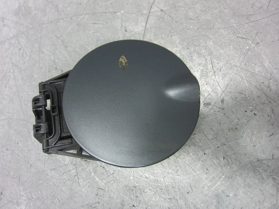 Foto de TAPA EXTERIOR COMBUSTIBLE CITROEN C3 1.4 HDi (68 CV / 50 KW) referencia 9638184280