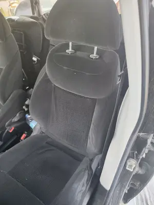 Foto de ASIENTO DELANTERO IZQUIERDO CITROEN GRAND C4 PICASSO 1.6 16V HDi FAP (109 CV / 80 KW) foto 2