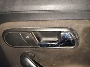 Foto de MANETA INTERIOR DELANTERA DERECHA SEAT IBIZA (6L1)