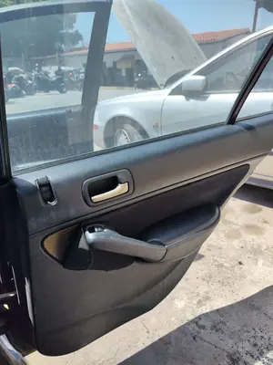 Foto de GUARNECIDO PUERTA TRASERA DERECHA HONDA CIVIC AERODECK (MB/MC) 1.6 CAT (D 16 B 2) (116 CV / 85 KW)