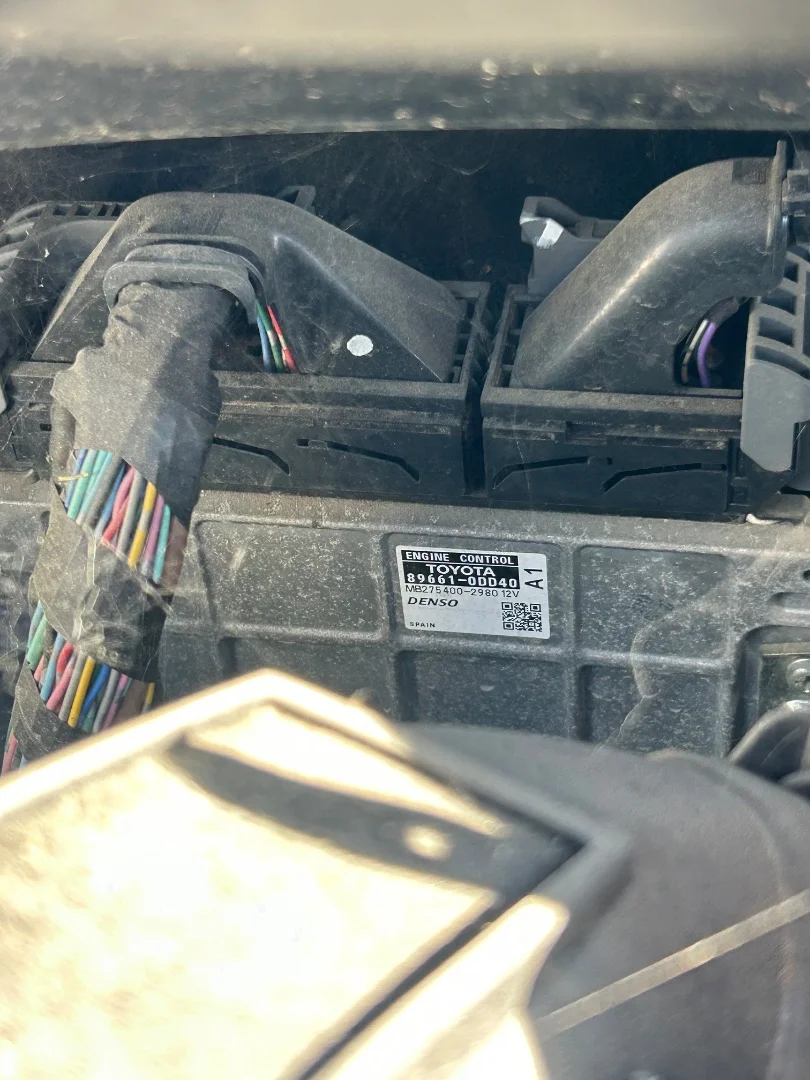 Foto de CENTRALITA MOTOR UCE TOYOTA YARIS (KSP9/SCP9/NLP9) 1.3 16V CAT (101 CV / 74 KW) referencia 896610DD50