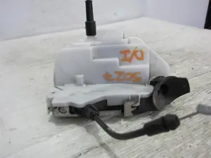 Foto de CERRADURA PUERTA DELANTERA IZQUIERDA RENAULT SCENIC II (JM) 1.5 dCi Diesel (106 CV / 78 KW) referencia 119122