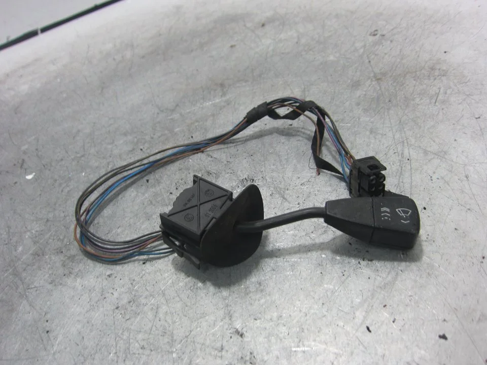 Foto de MANDO LIMPIA BMW SERIE 3 COMPACTO (E36) 1.9 CAT (105 CV / 77 KW) referencia 012006