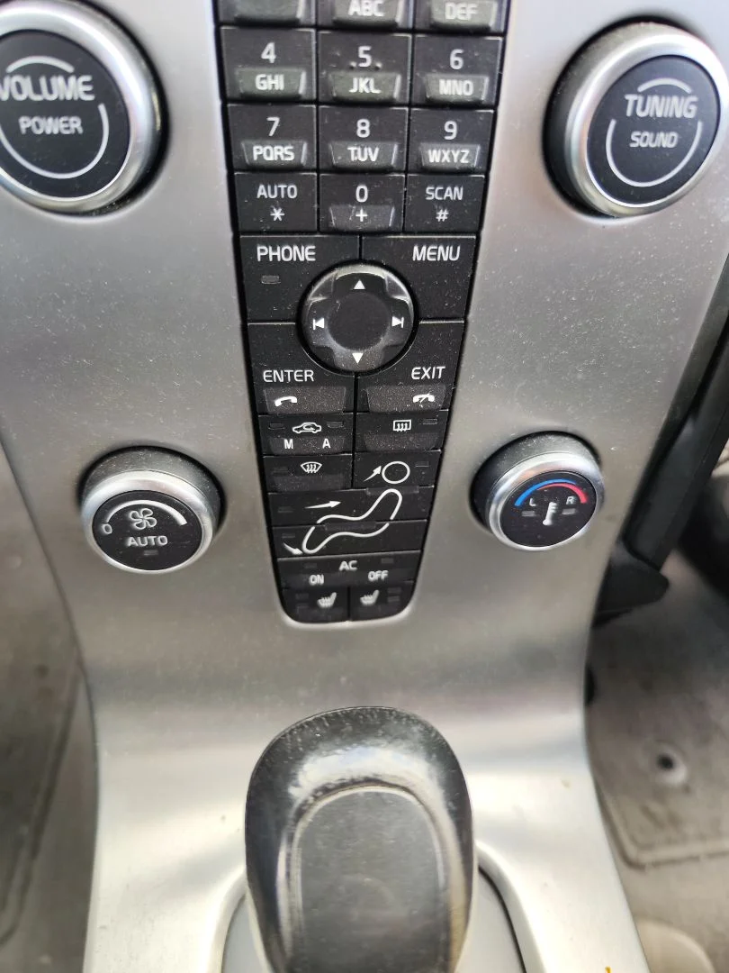 Foto de MANDO CALEFACCION / AIRE ACONDICIONADO VOLVO V50 FAMILIAR 2.0 Diesel CAT (136 CV / 100 KW)