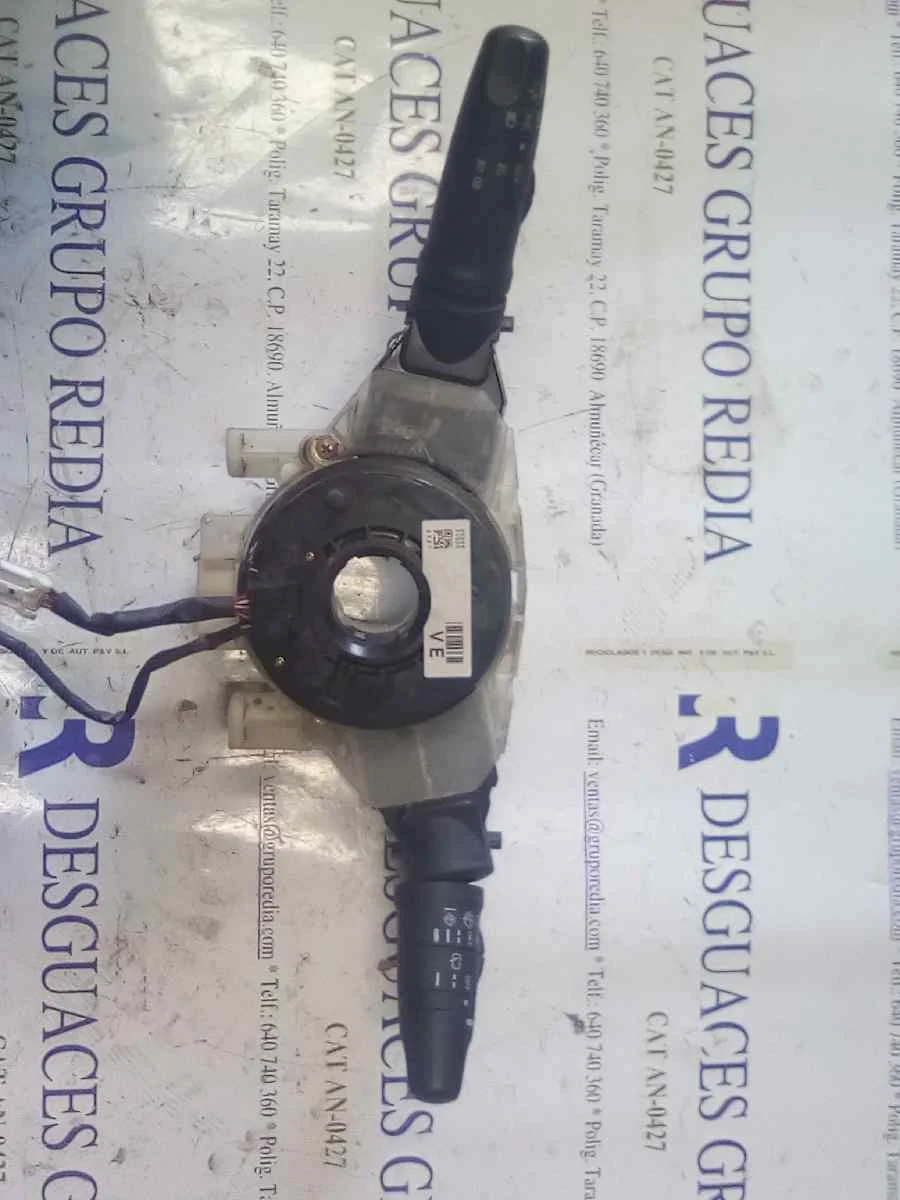 Foto de MANDO MULTIFUNCION NISSAN PRIMERA BERLINA (P12) 2.2 16V Turbodiesel CAT (126 CV / 93 KW) referencia 25540AV600