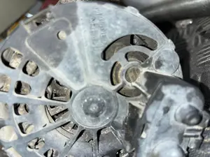 Foto de ALTERNADOR RENAULT MEGANE I SCENIC (JA0) referencia 06F903023F foto 4