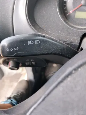 Foto de MANDO INTERMITENTES SEAT CORDOBA BERLINA (6L2) 1.9 SDI (64 CV / 47 KW) foto 2