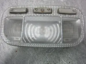 Foto de LUZ INTERIOR CITROEN XSARA BERLINA 1.6 16V CAT (NFU / TU5JP4) (109 CV / 80 KW) referencia 9680713880 foto 6