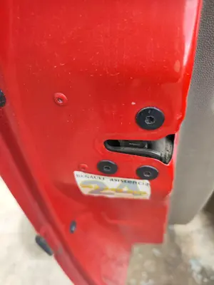 Foto de CERRADURA PUERTA DELANTERA IZQUIERDA RENAULT CLIO III 1.5 dCi Diesel CAT (86 CV / 63 KW)