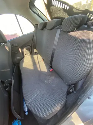 Foto de ASIENTOS TRASERO IZQUIERDO NISSAN MICRA (K12E) 1.2 CAT (65 CV / 48 KW)