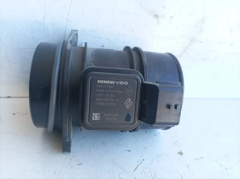 Foto de CAUDALIMETRO RENAULT CLIO III referencia 8200299956