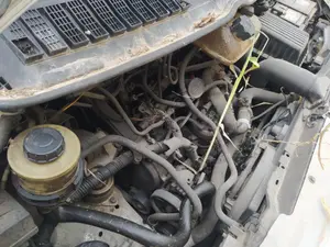 Foto de COMPRESOR AIRE ACONDICIONADO PEUGEOT EXPERT FURGÓN COMFORT (1995) 2.0 HDi (109 CV / 80 KW)