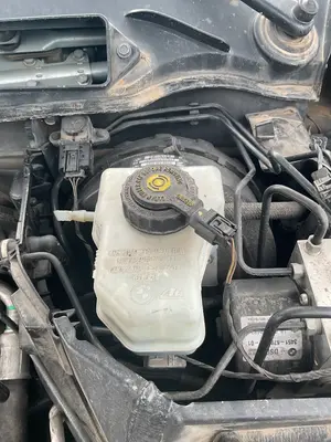 Foto de BOMBA FRENO BMW SERIE 1 BERLINA (E81/E87) 2.0 Turbodiesel CAT (143 CV / 105 KW) foto 2