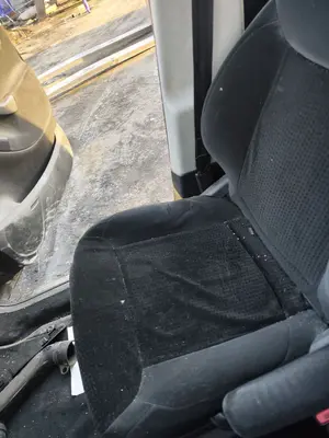 Foto de ASIENTO DELANTERO DERECHO CITROEN GRAND C4 PICASSO 1.6 16V HDi FAP (109 CV / 80 KW) foto 1