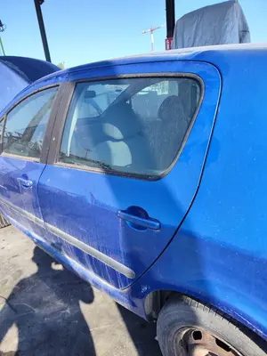 Foto de PUERTA TRASERA IZQUIERDA PEUGEOT 307 (S1)(04.2001) 1.6 16V CAT (109 CV / 80 KW) referencia 9006G9 foto 2