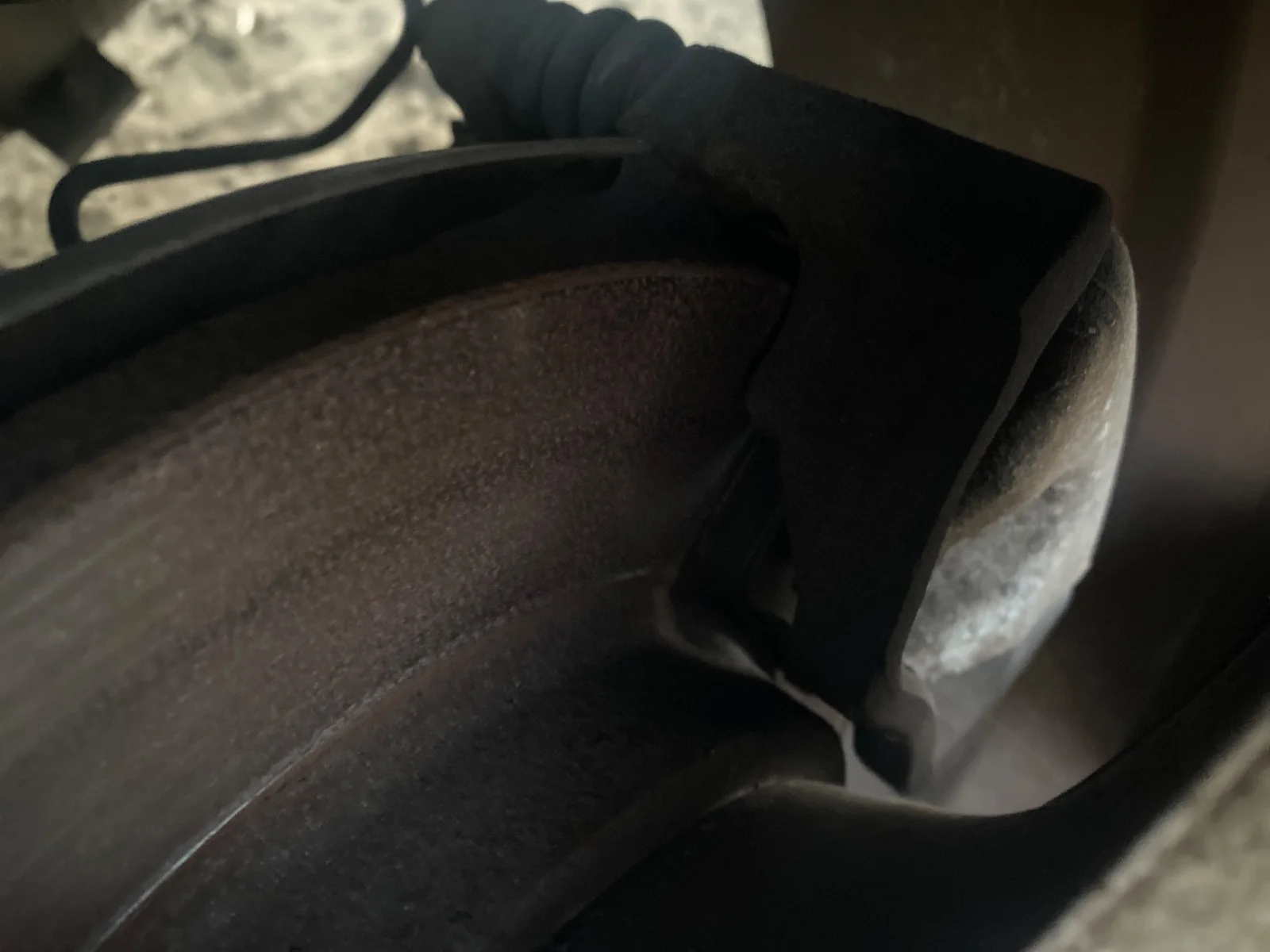 Foto de PINZA DE FRENO TRASERA IZQUIERDA PEUGEOT 3008 1.6 16V (120 CV / 88 KW)