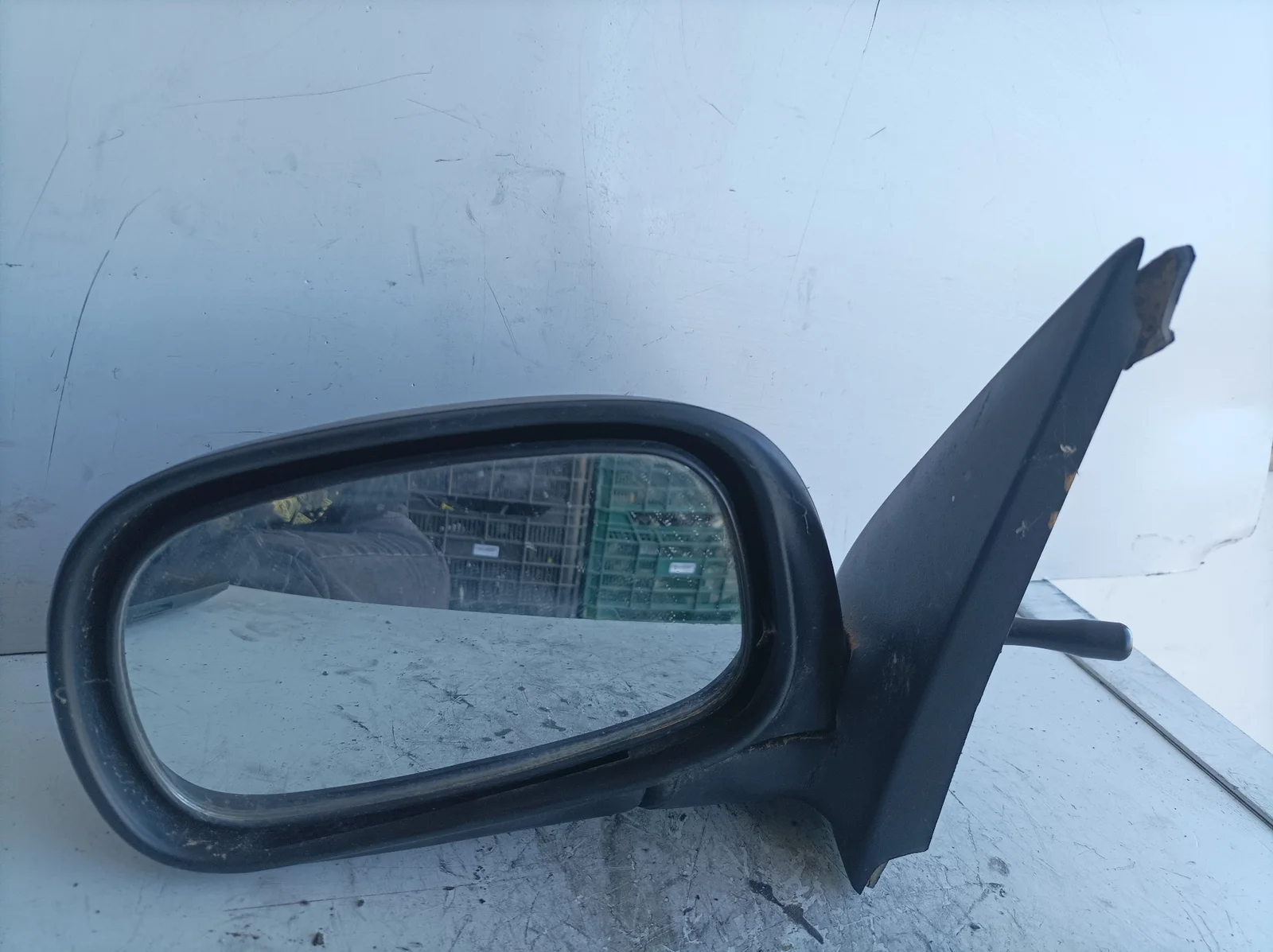 Foto de RETROVISOR IZQUIERDO NISSAN MICRA (K11) 1.3 16V CAT (75 CV / 55 KW) referencia 8C191