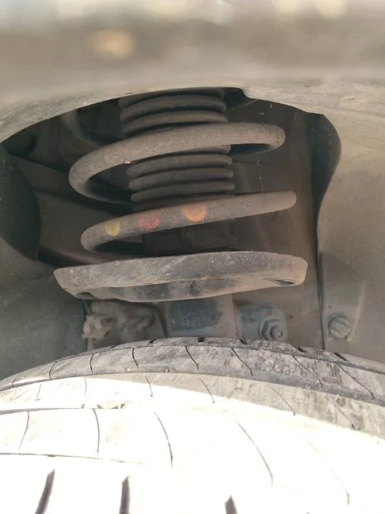 Foto de AMORTIGUADOR DELANTERO DERECHO CITROEN C3