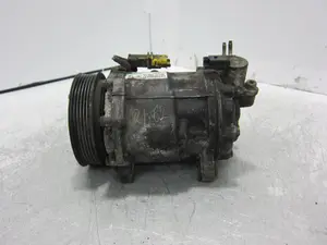 Foto de COMPRESOR AIRE ACONDICIONADO PEUGEOT 407 COUPÉ 2.7 HDi FAP CAT (UHZ / DT17TED4) (204 CV / 150 KW) referencia 9656572380 foto 4