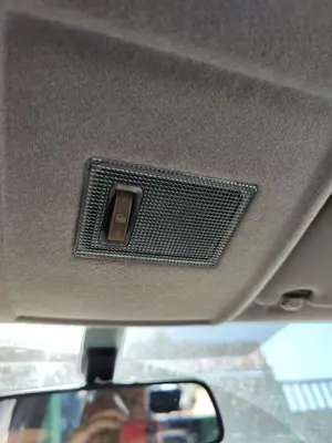 Foto de LUZ INTERIOR OPEL CORSA D 1.2 16V CAT (Z 12 XEP / LB4) (80 CV / 59 KW)