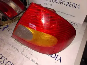 Foto de PILOTO TRASERO DERECHO FORD MONDEO BERLINA (GD) referencia 96BG13A602