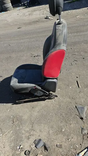 Foto de ASIENTO DELANTERO DERECHO FIAT 500X (334) 2.0 16V Multijet CAT (140 CV / 103 KW) foto 3
