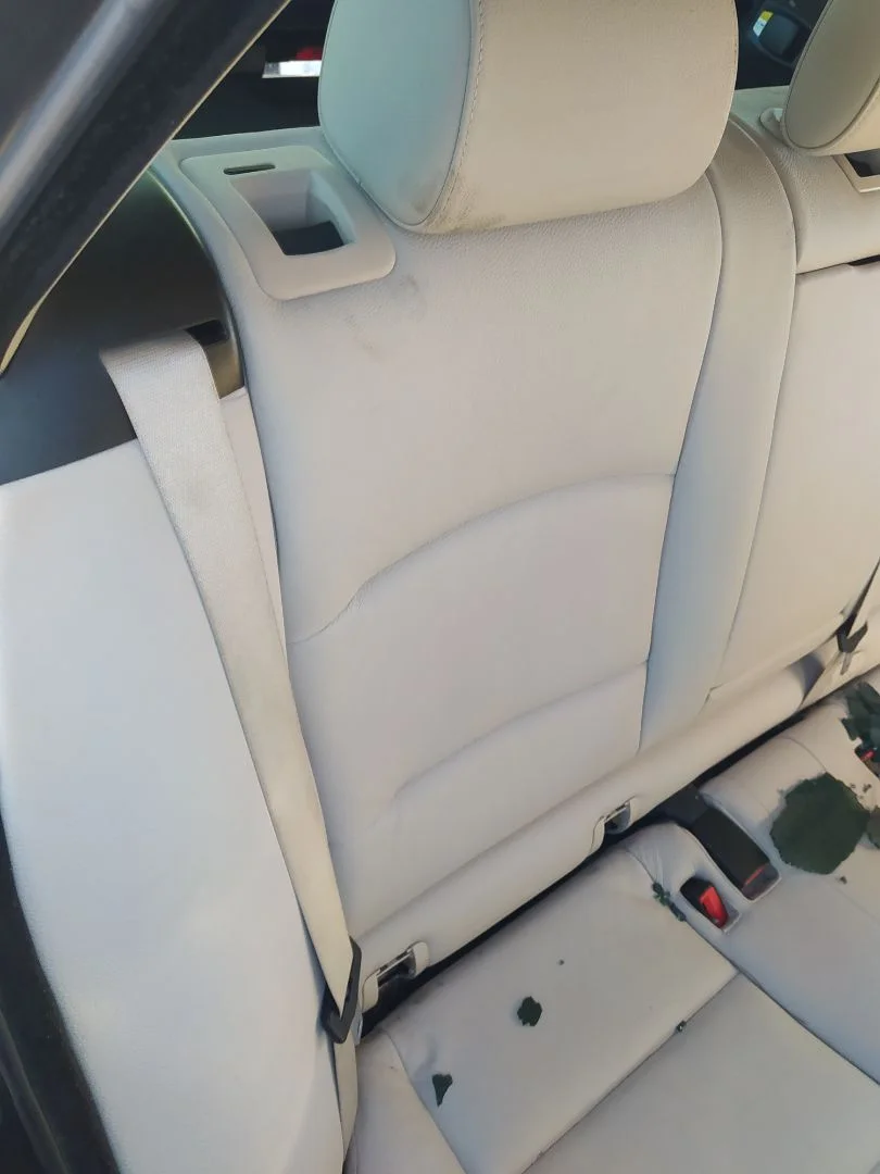 Foto de ASIENTOS TRASERO DERECHO BMW SERIE 5 TOURING (F11) 2.0 Turbodiesel (218 CV / 160 KW)