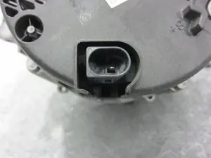 Foto de ALTERNADOR PORSCHE MACAN (95BA) referencia 06L903024F foto 2